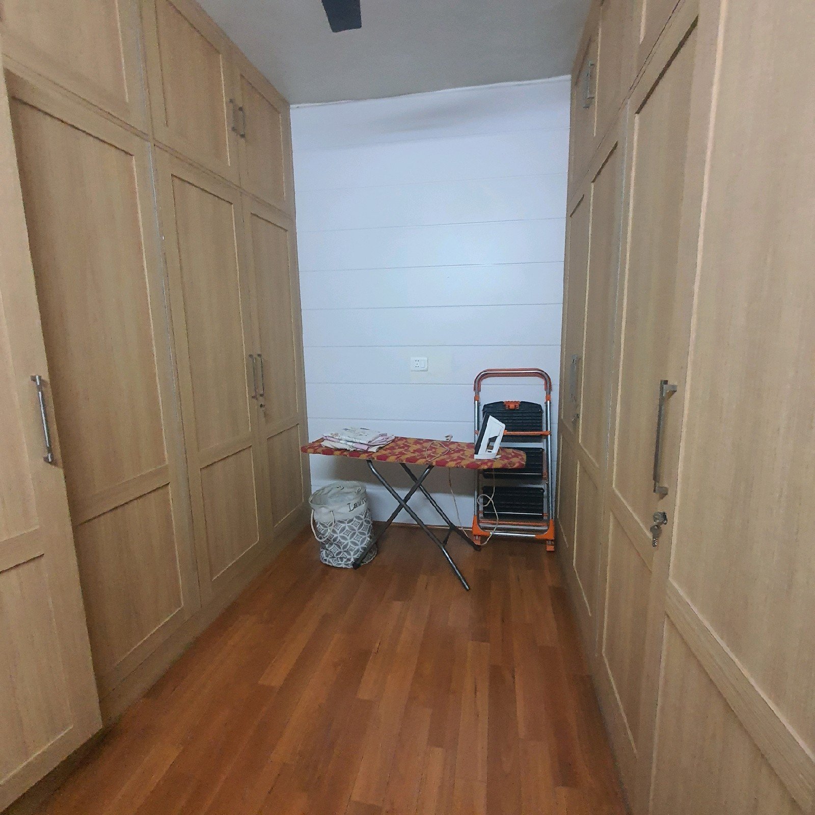 A beautifully renovated first-floor DDA Big MIG 3 BHK corner flat in C4A Block Janakpuri, offering comfort, convenience, and excellent location A beautifully renovated first-floor DDA Big MIG 3 BHK corner flat in C4A Block Janakpuri, offering comfort, convenience, and excellent location