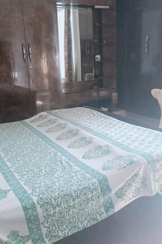 A premium 265 gaj upper ground floor in B1 Block Janakpuri featuring a spacious 4 BHK layout, 4 washrooms, lift, car parking, and solid 6-year-old construction.