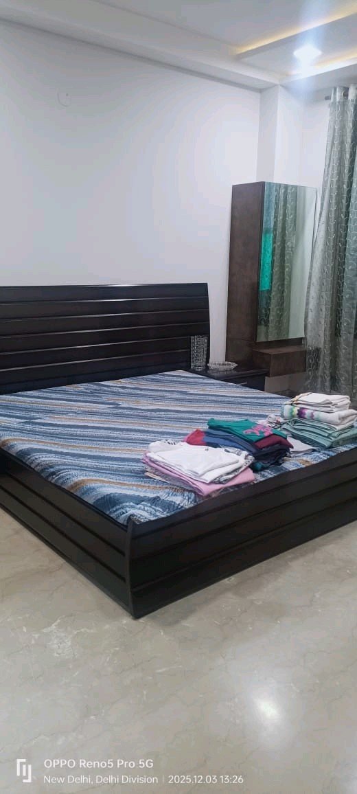 A premium 265 gaj upper ground floor in B1 Block Janakpuri featuring a spacious 4 BHK layout, 4 washrooms, lift, car parking, and solid 6-year-old construction. A premium 265 gaj upper ground floor in B1 Block Janakpuri featuring a spacious 4 BHK layout, 4 washrooms, lift, car parking, and solid 6-year-old construction.