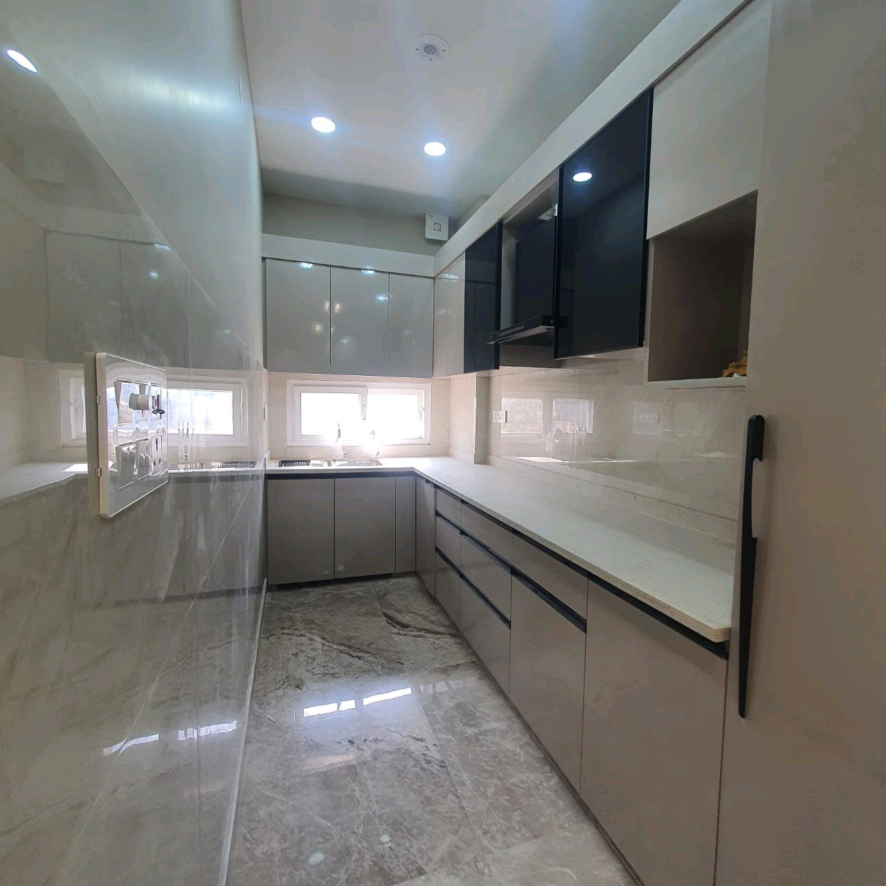 A newly built 2 BHK top-floor builder floor in C4F Block Janakpuri with roof rights and south-facing frontage—bright, modern, and perfect for end-use buyers. A newly built 2 BHK top-floor builder floor in C4F Block Janakpuri with roof rights and south-facing frontage—bright, modern, and perfect for end-use buyers.