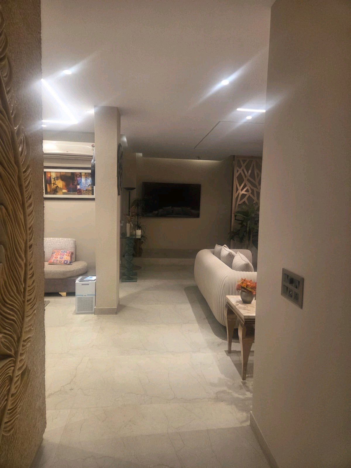 A spacious 419 gaj top-floor builder floor in A2 Block Janakpuri with 50% roof rights, lift, and car parking—ideal for premium living and future expansion. A spacious 419 gaj top-floor builder floor in A2 Block Janakpuri with 50% roof rights, lift, and car parking—ideal for premium living and future expansion.