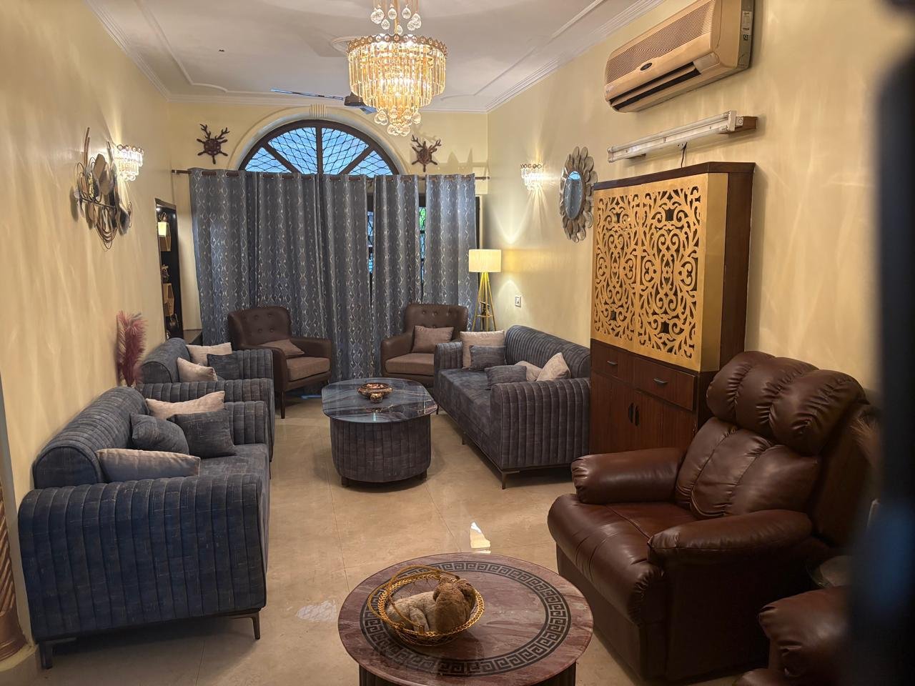 A well-planned 150 sq yards proper ground floor in B1 Block Janakpuri with 3 BHK, 3 washrooms, and valuable 1/3rd land share. A well-planned 150 sq yards proper ground floor in B1 Block Janakpuri with 3 BHK, 3 washrooms, and valuable 1/3rd land share.