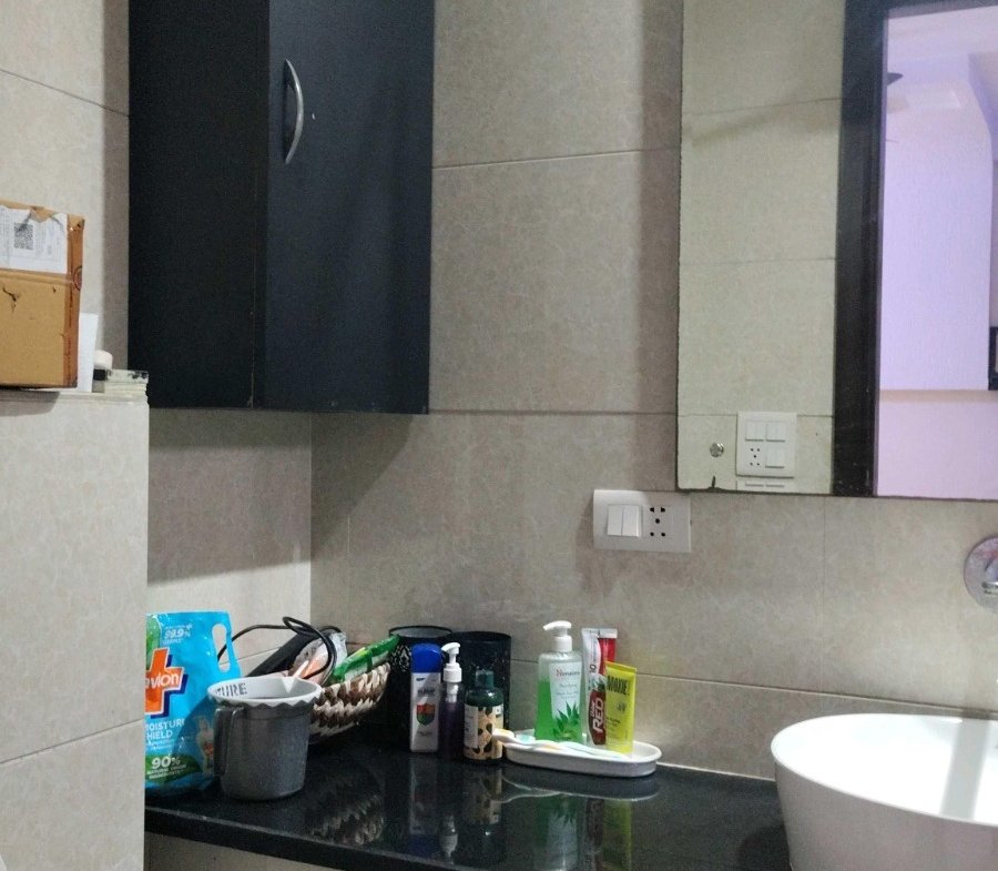 Bathroom of 325 Gaj Builder Floor in A1-Block Janakpuri