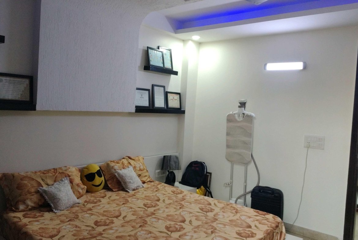 Bedroom of 325 Gaj Builder Floor in A1-Block Janakpuri