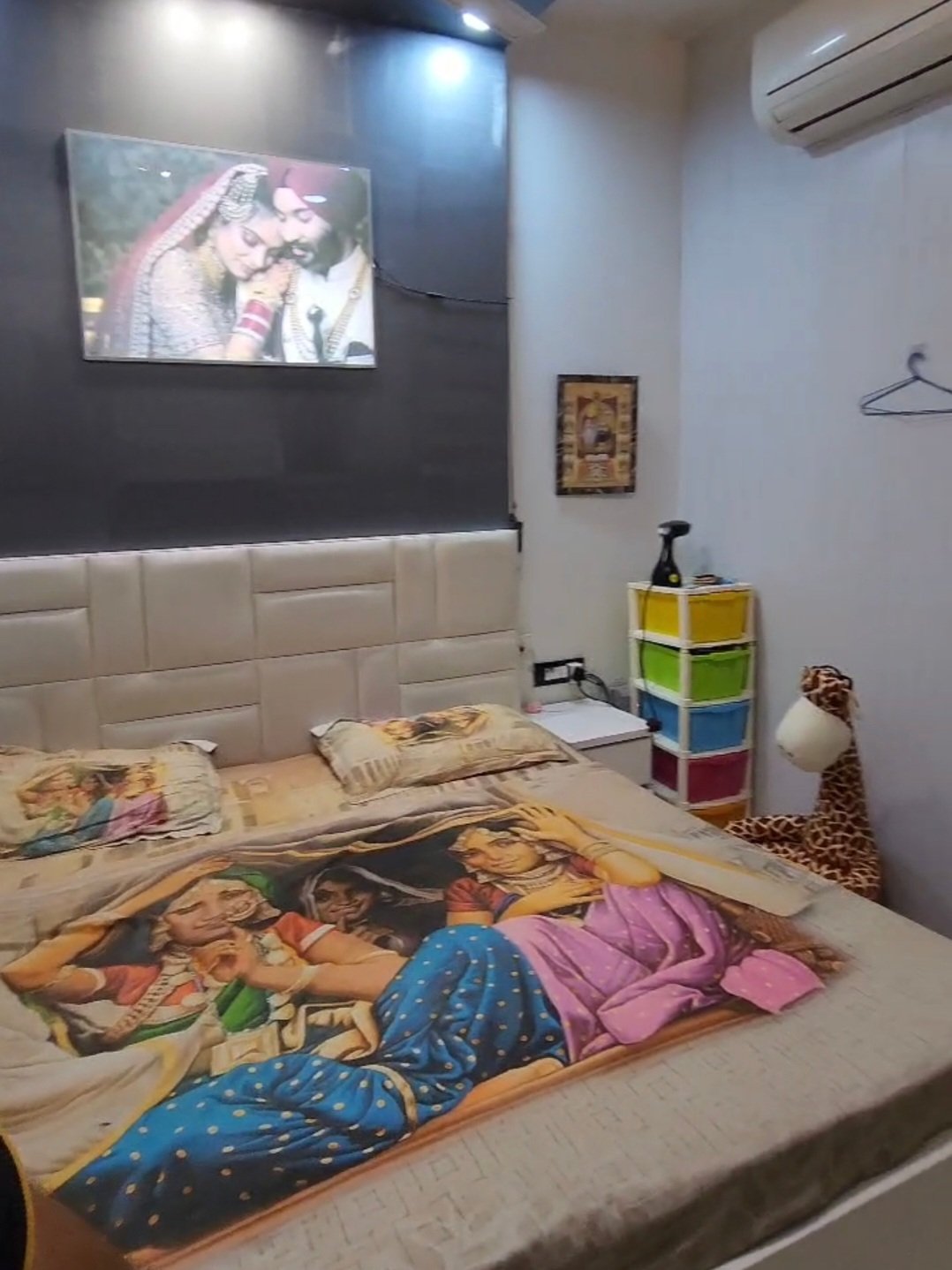 A spacious 419 gaj first-floor 4 BHK in B1 Block Janakpuri with lift, driveway car parking, and prime on-road location.