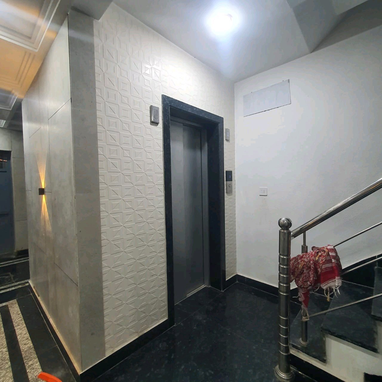 A newly built 2 BHK top-floor builder floor in C4F Block Janakpuri with roof rights and south-facing frontage—bright, modern, and perfect for end-use buyers. A newly built 2 BHK top-floor builder floor in C4F Block Janakpuri with roof rights and south-facing frontage—bright, modern, and perfect for end-use buyers.