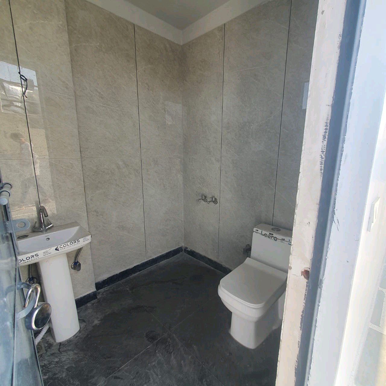 A newly built 2 BHK top-floor builder floor in C4F Block Janakpuri with roof rights and south-facing frontage—bright, modern, and perfect for end-use buyers. A newly built 2 BHK top-floor builder floor in C4F Block Janakpuri with roof rights and south-facing frontage—bright, modern, and perfect for end-use buyers.