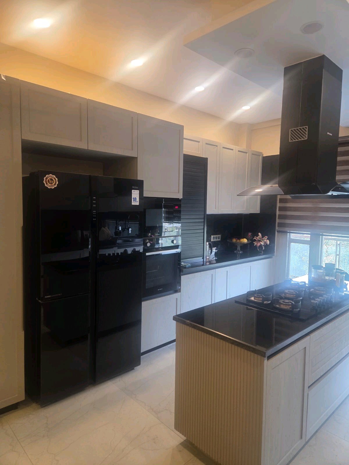 A spacious 419 gaj top-floor builder floor in A2 Block Janakpuri with 50% roof rights, lift, and car parking—ideal for premium living and future expansion. A spacious 419 gaj top-floor builder floor in A2 Block Janakpuri with 50% roof rights, lift, and car parking—ideal for premium living and future expansion.